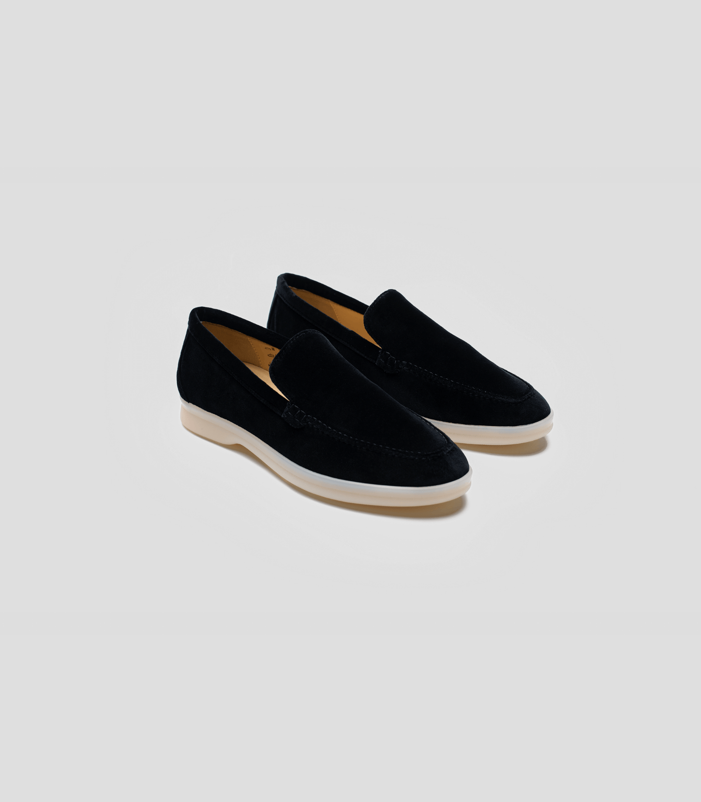 Vegan Velvet Loafer Black Woman
