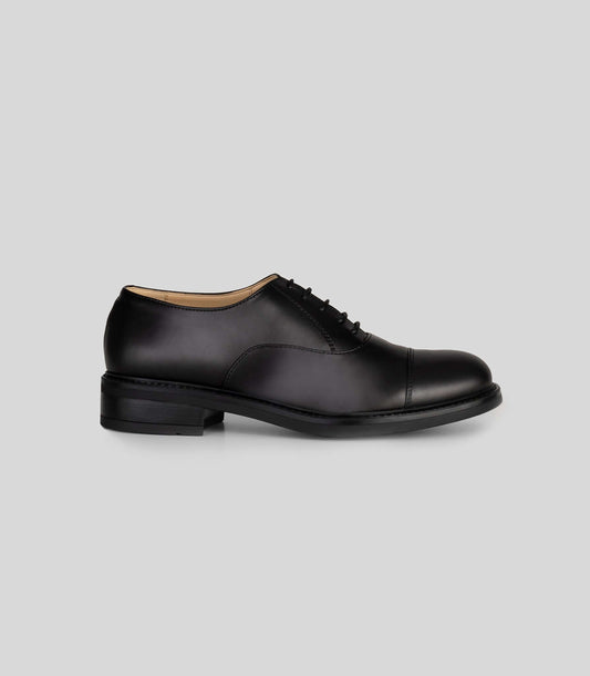 vegan oxford black woman