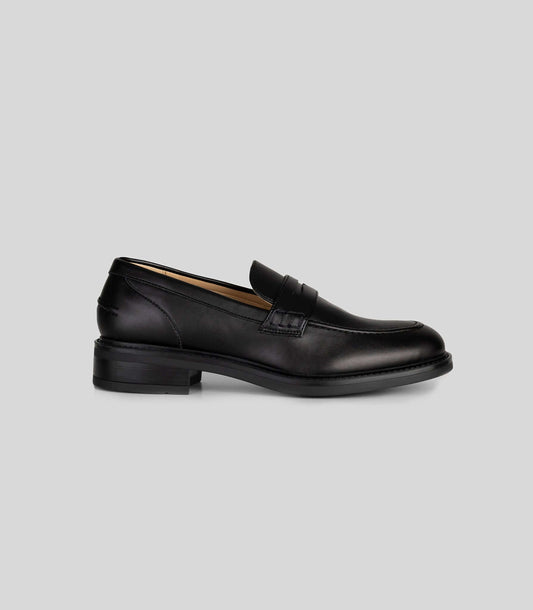 vegan loafer black woman