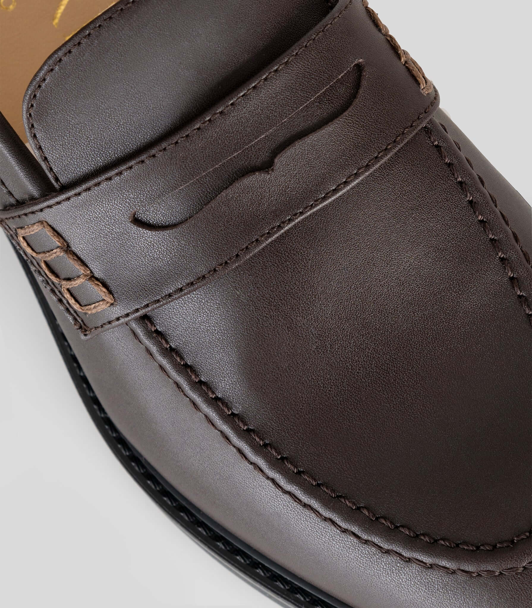 vegan loafer brown woman