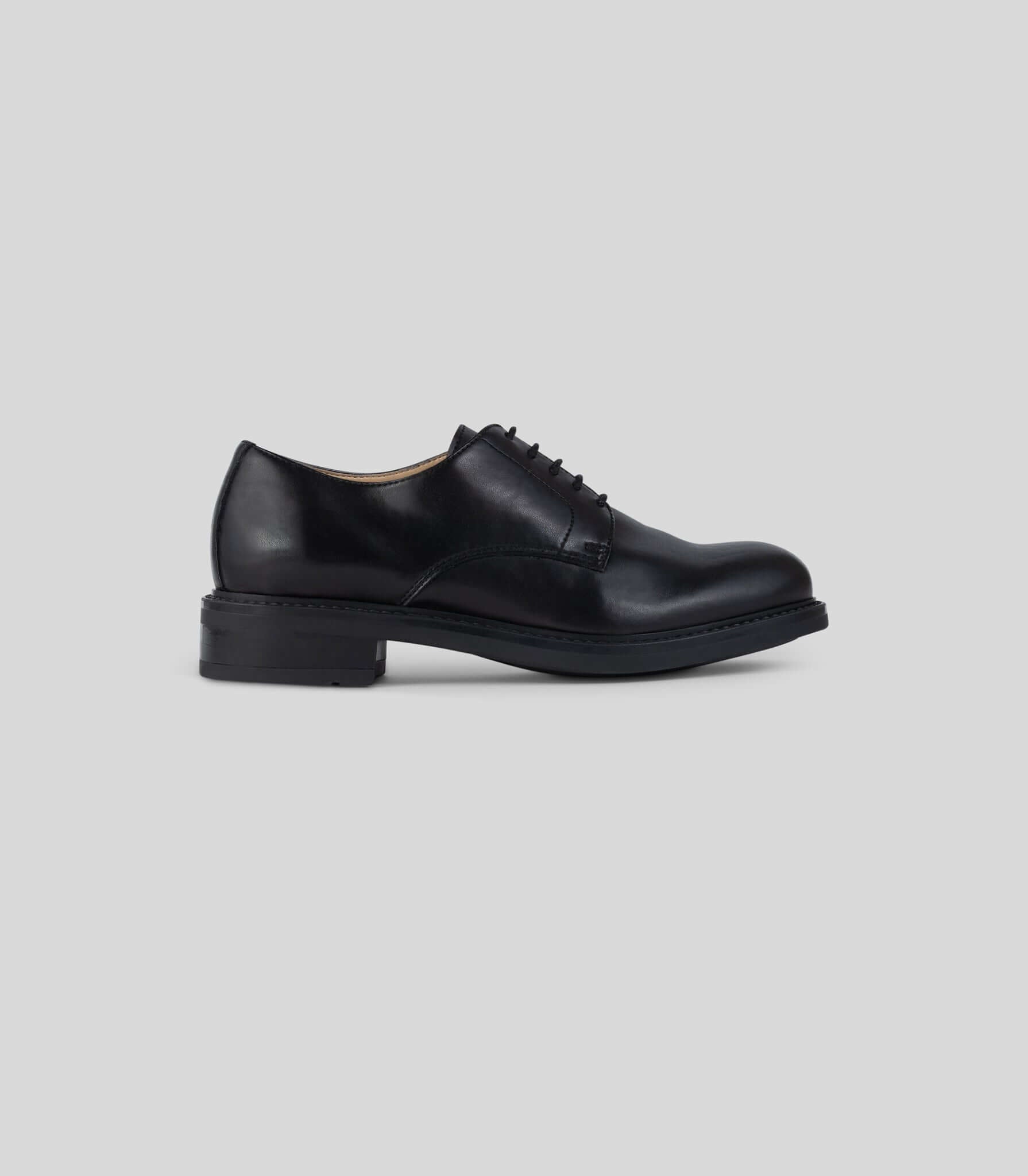 Vegan Derby Woman Side Black