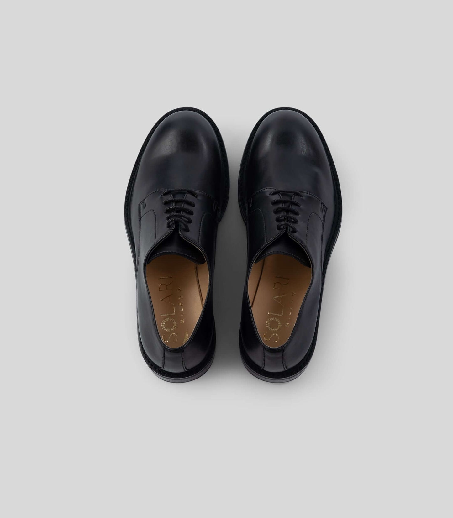 Vegan Derby Woman Frontal Black